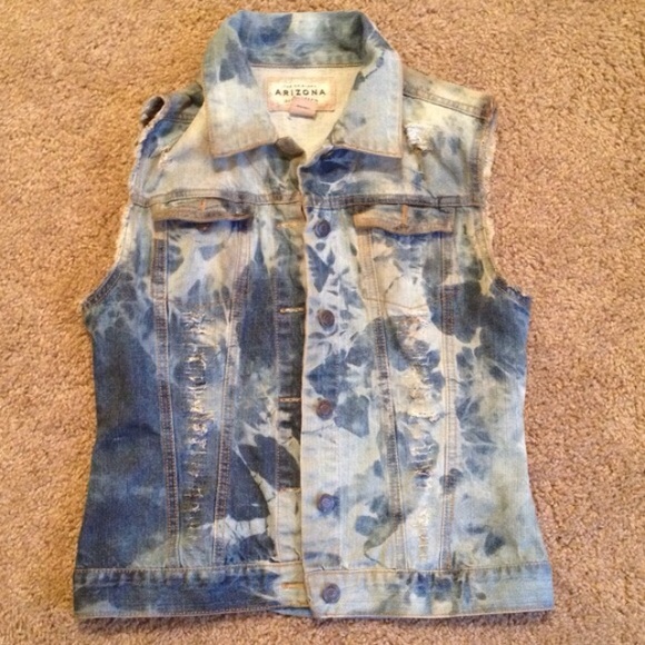 COPY - Denim vest - Picture 1 of 3